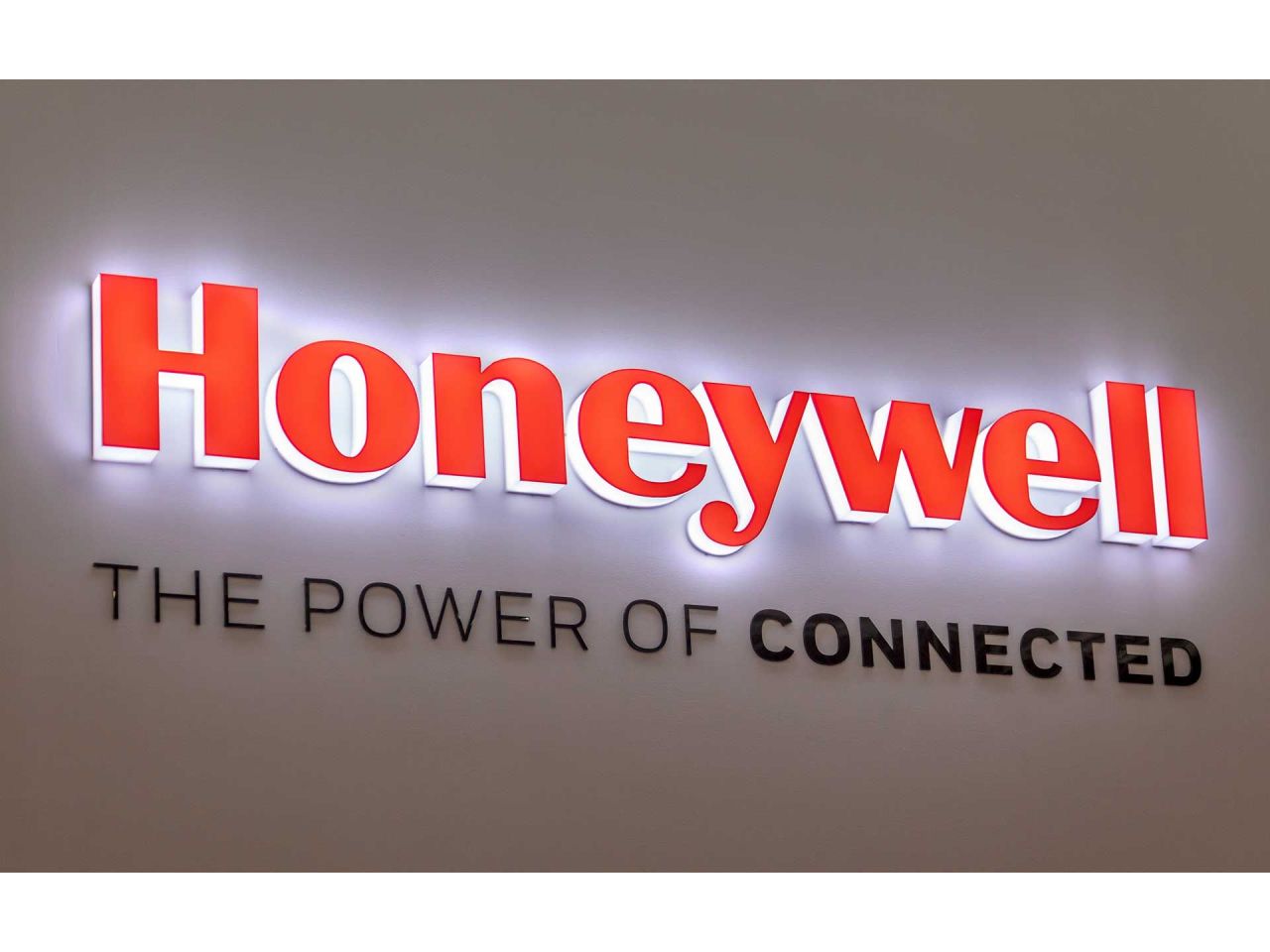Unleashing the Potential of Honeywell Limit Switches with Peerless Electronics