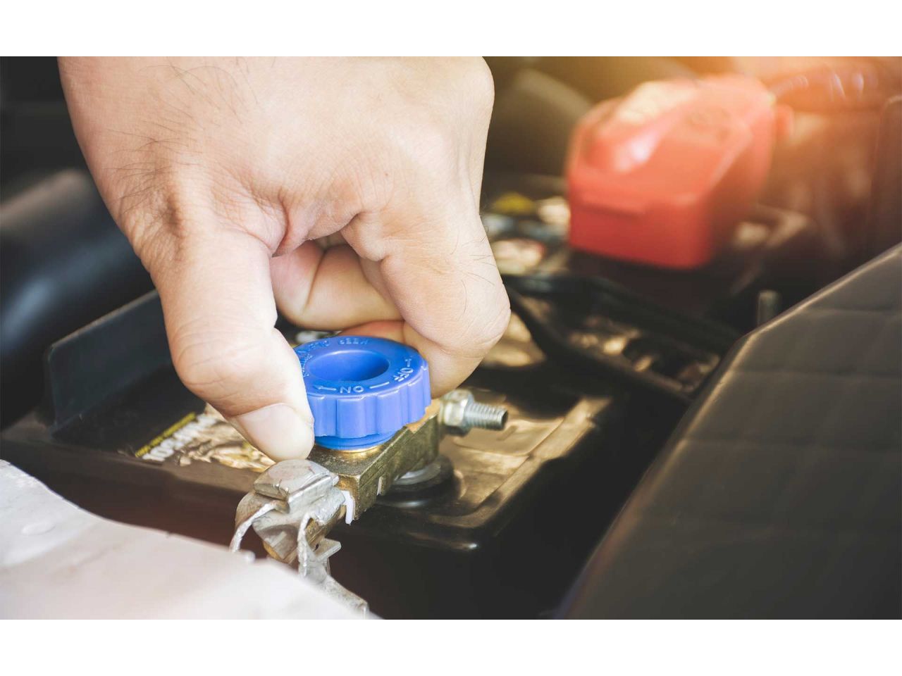 Applications of Automotive Battery Disconnect Switches