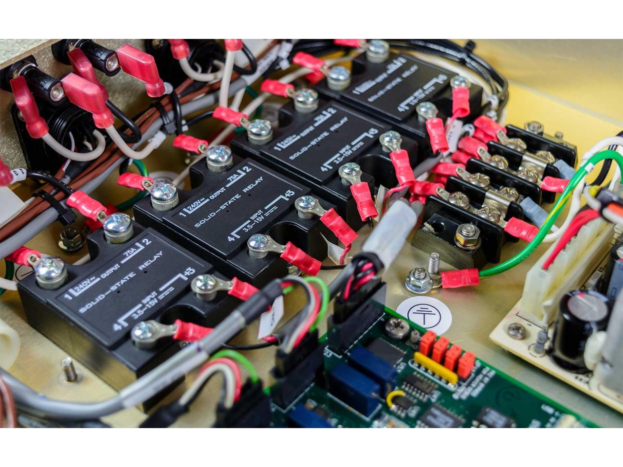Everything You Need to Know About Solid State Relays (SSR) | Peerless Electronics  - Peerless Electronics Inc.